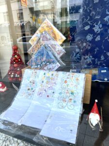 クリスマス刺繍半衿