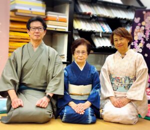 十文字屋呉服店３人